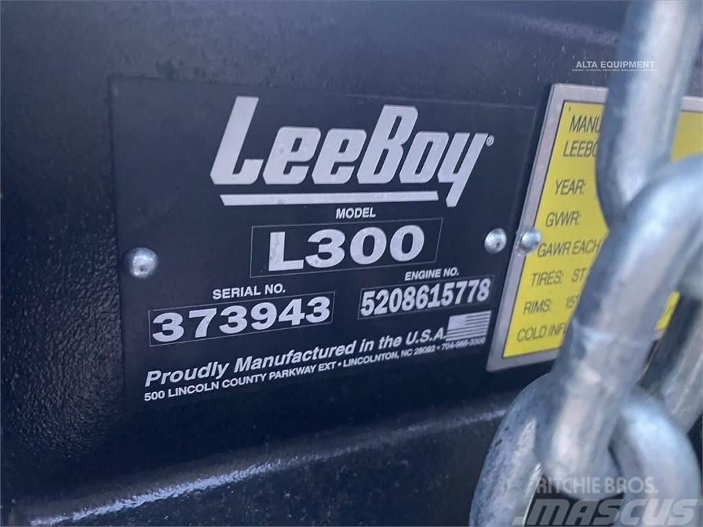 LeeBoy L300 Finitrici