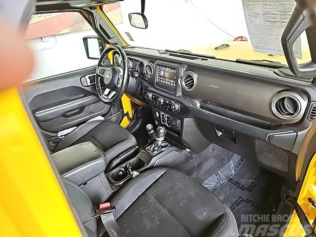 Jeep Wrangler Auto