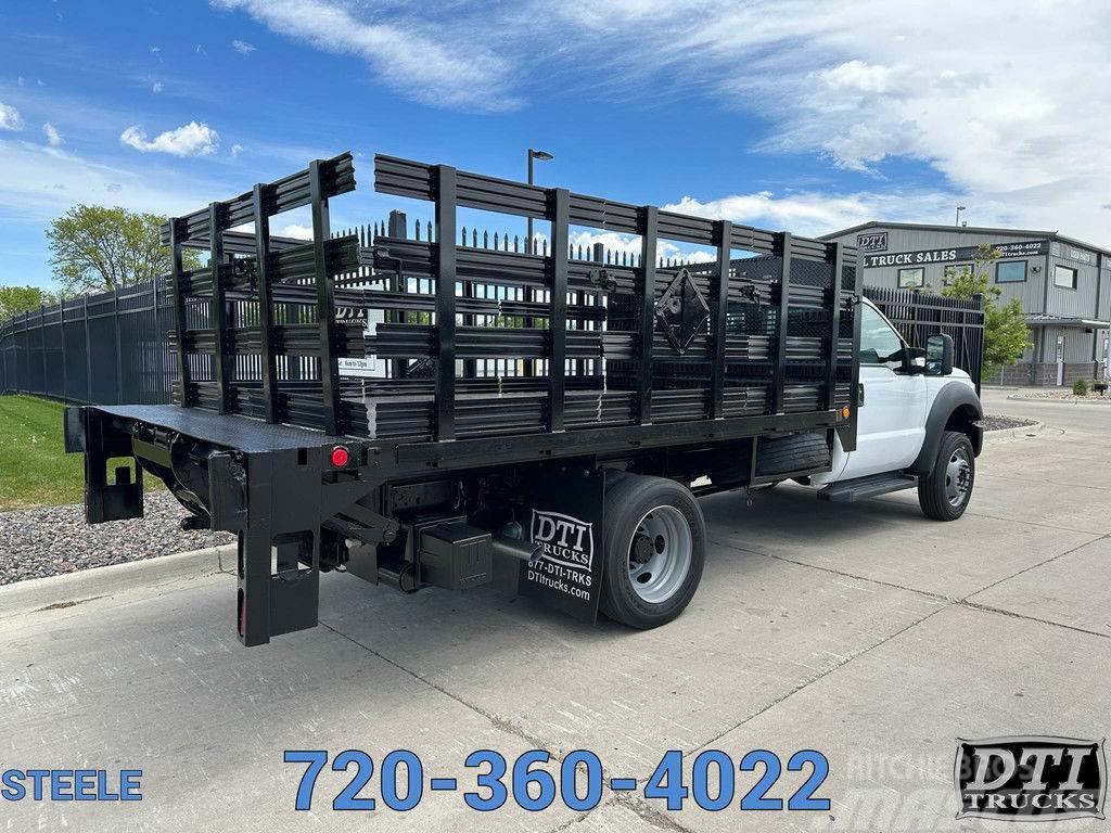 Ford F450 XL Super Duty 12ft Flatbed With 2,000lb Lift  Camion con sponde ribaltabili