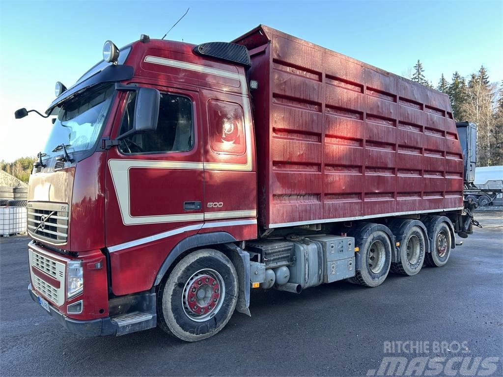 Volvo FH500 8x4 Risukorilla ja nosturilla Camion trasporto legname