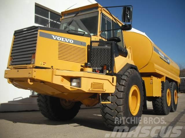 Volvo A25C WITH NEW WATER TANK Dumpers articolati