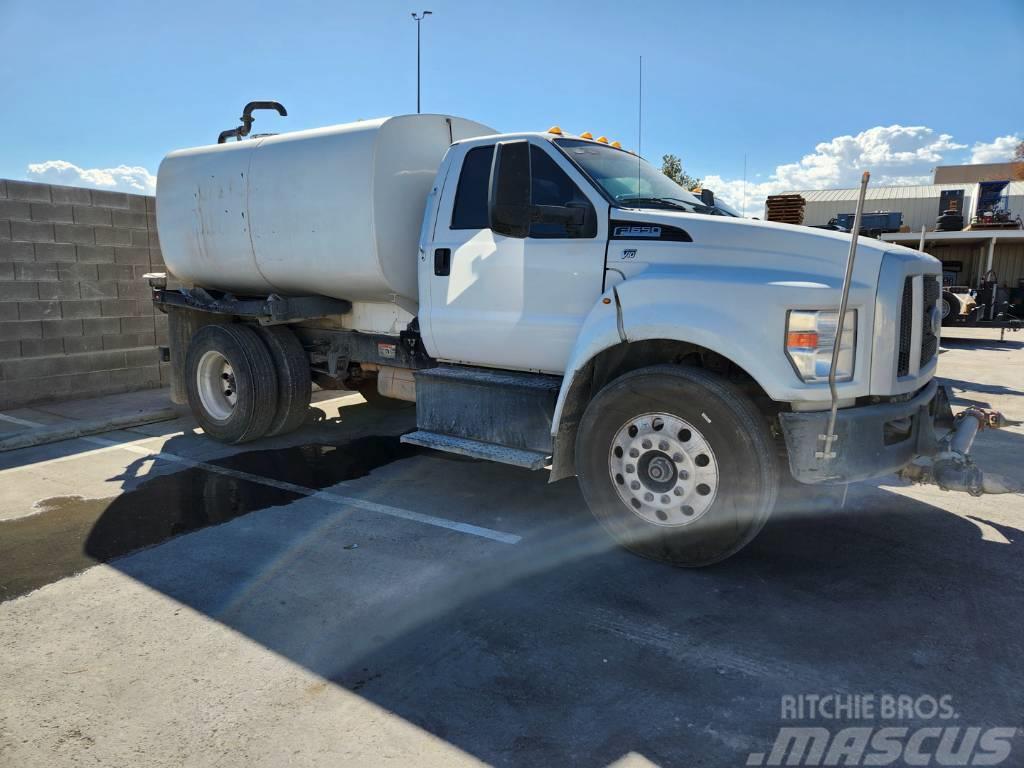 Ford F 650 Autocisterne
