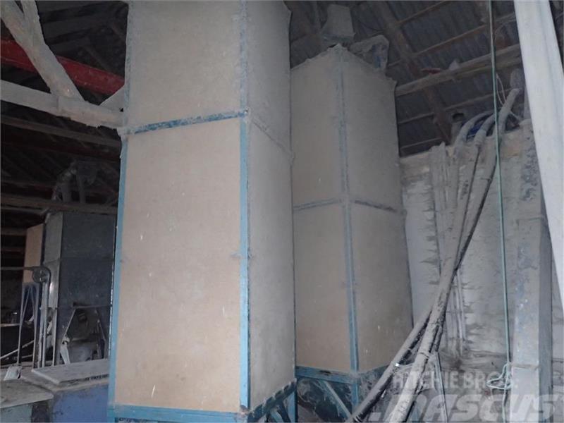  - - -  Færdigvarer siloer fra 1-2 ton Macchinari per scaricamento di silo