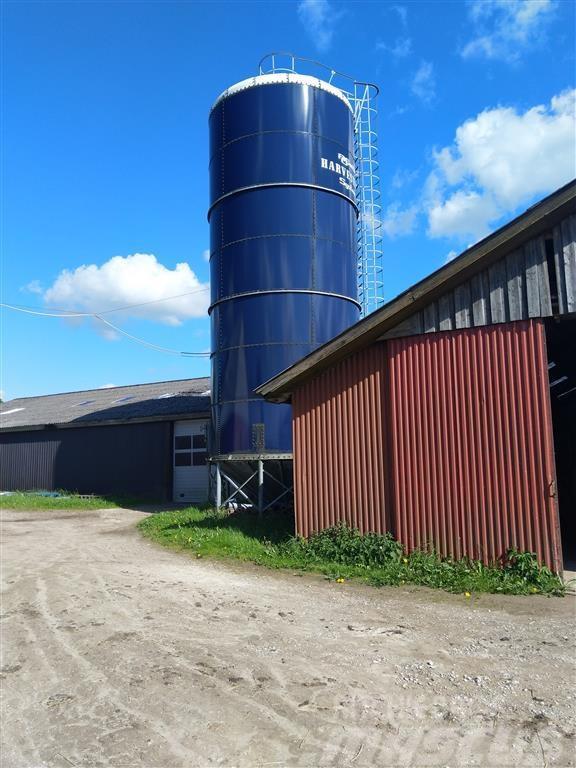 Harvestore 1000 tdr Kornvægt & Kongskilde TRL 75 blæser Macchinari per scaricamento di silo