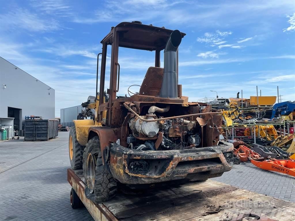 Volvo L30G -  (For parts) Pale gommate