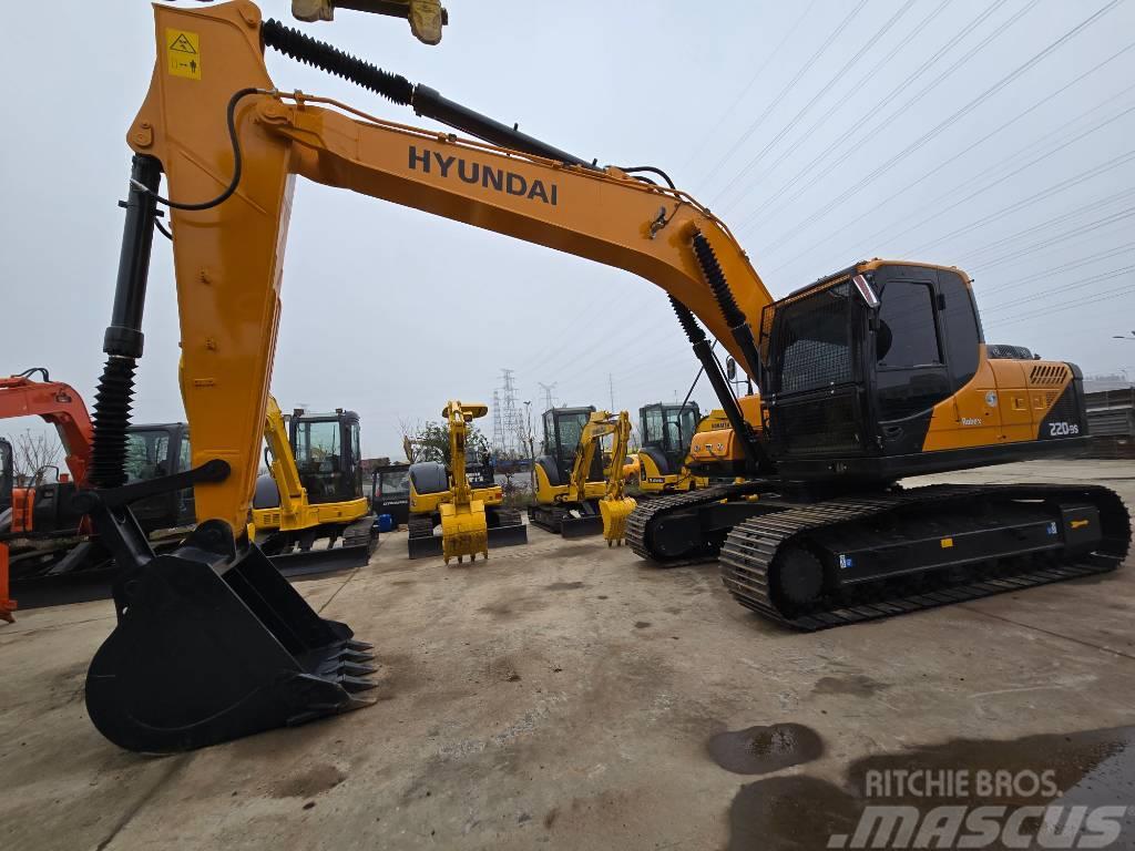 Hyundai R220LC-9S Escavatori cingolati