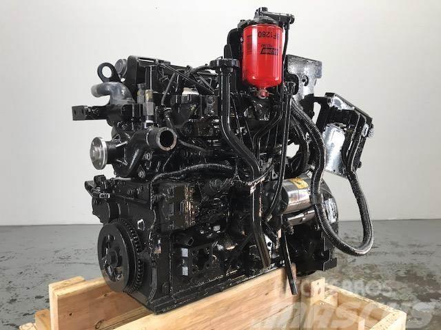 Komatsu SAA4D95-LE5 Motori