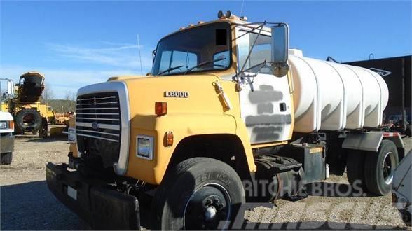 Ford L8000 Autocisterne