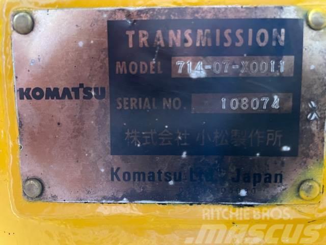 Komatsu WF450 transmission Model 714-07-X 0011 ex. Komatsu Trasmissione