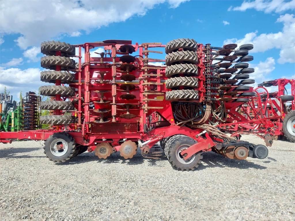 Horsch Pronto 6 DC med Doudrill Perforatrici