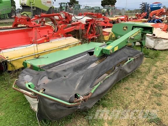 John Deere 328A Falciacondizionatrici
