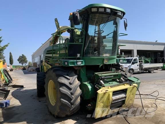 John Deere 7400 Falciatrinciatrici