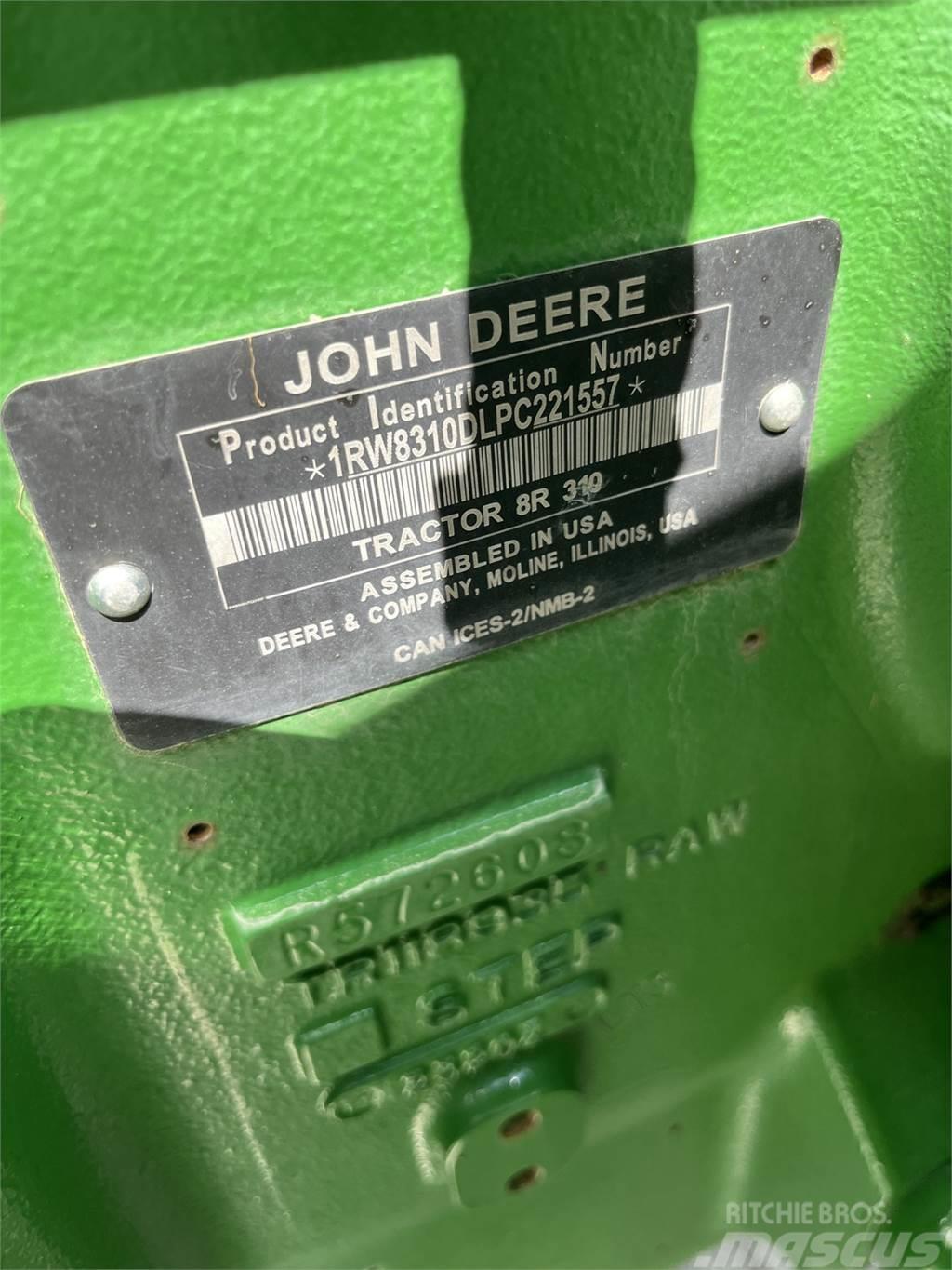 John Deere 8R 310 Trattori