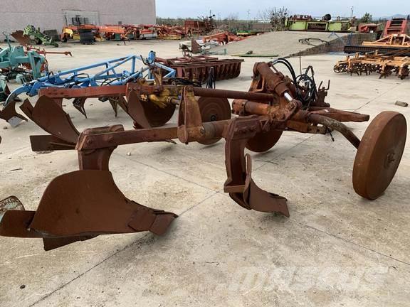 John Deere Sogema 55 Bivomere Trainato Altre macchine e accessori per l'aratura