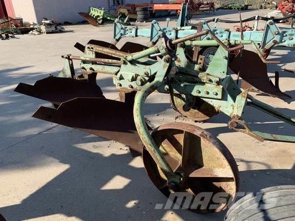 John Deere Viviani Bivomere Trainato Altre macchine e accessori per l'aratura