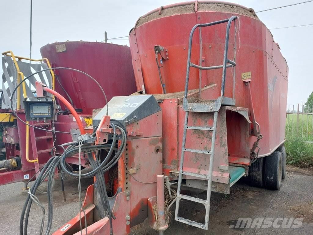 Kuhn EUROMIX I 2580 Alimentatori per animali