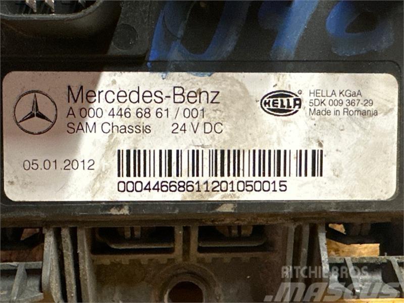 Mercedes-Benz MERCEDES ECU SAM A0004466861 Componenti elettroniche