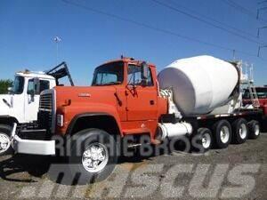 Ford LT9000 Camion altro