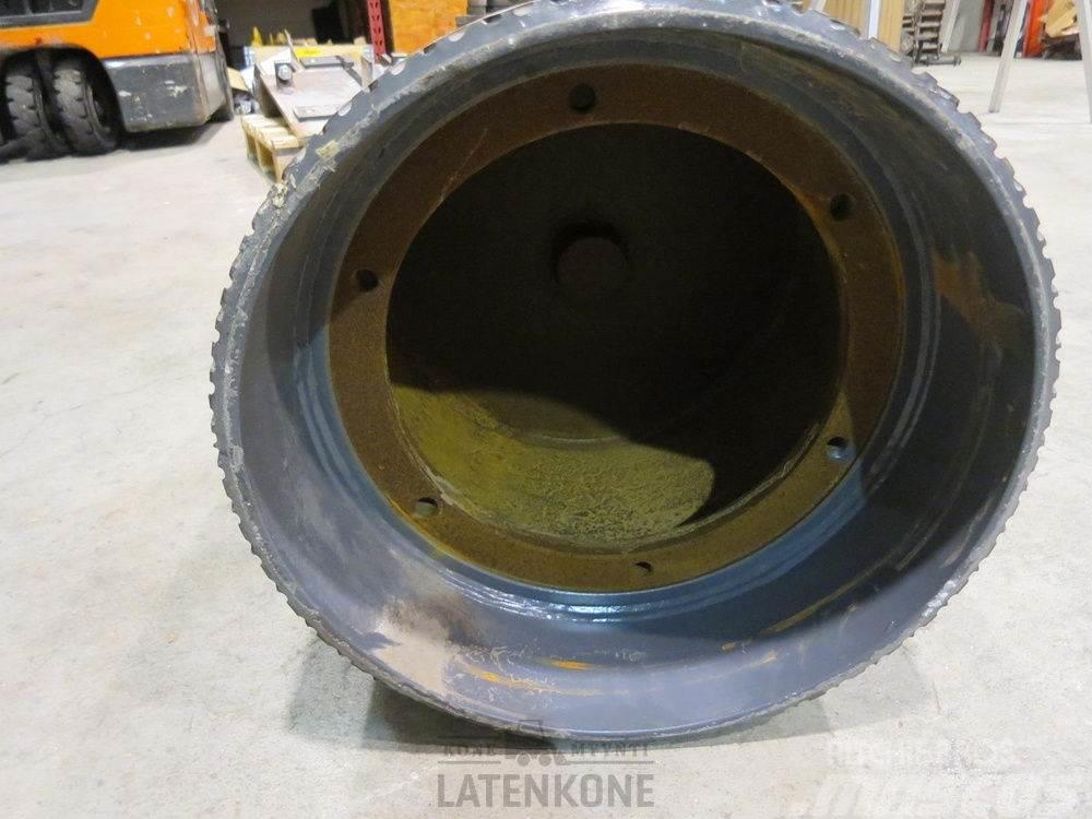 Metso Conveyor drive pulley drum 416x1260mm 340700 Frantoi