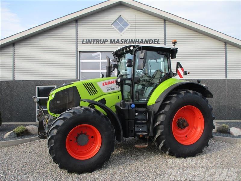 CLAAS AXION 870 CMATIC med frontlift og front PTO, GPS r Trattori