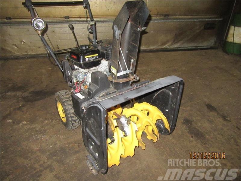  - - -  651 QE Snow Thrower Spazzaneve
