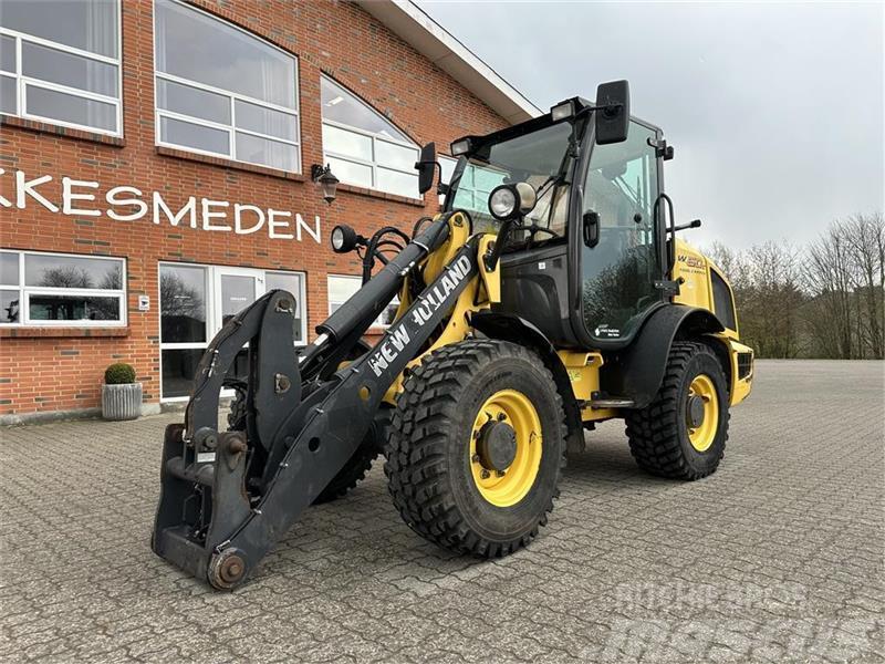 New Holland W60C TC Pale gommate