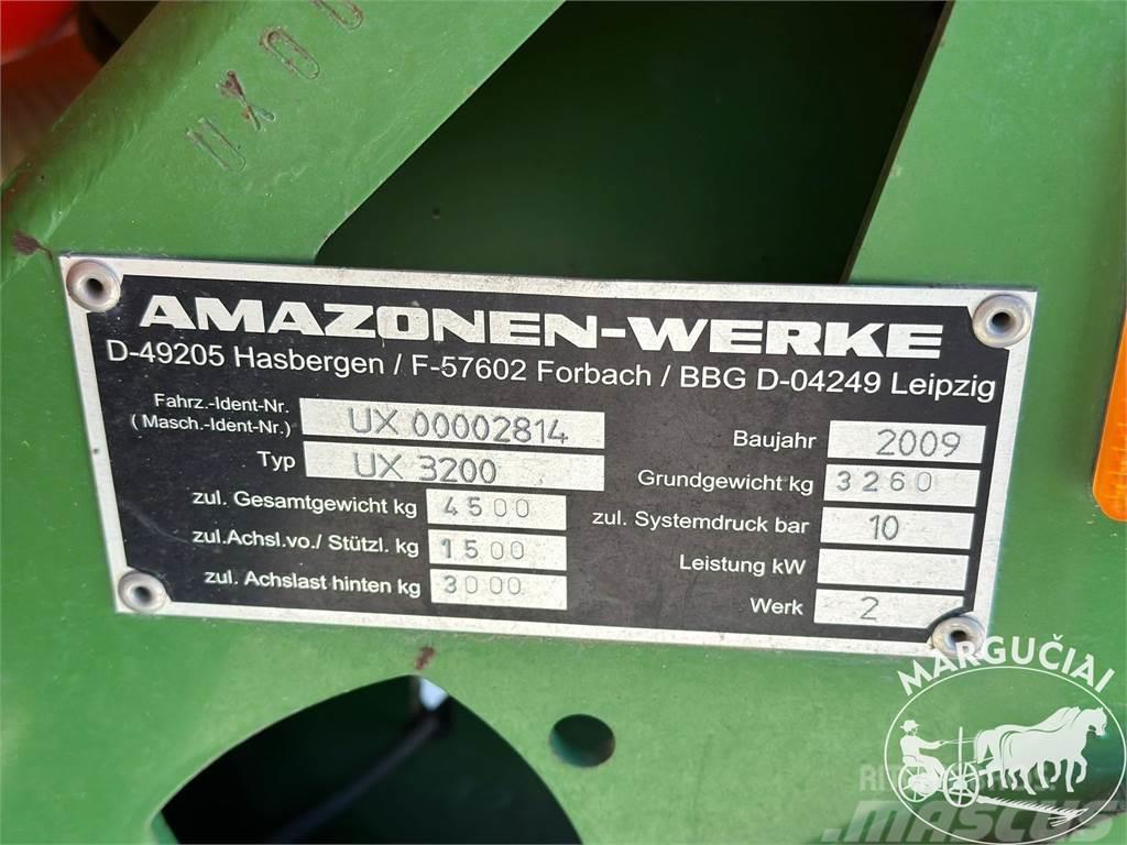 Amazone UX 3200, 3200 ltr., 24 m. Irroratrici trainate
