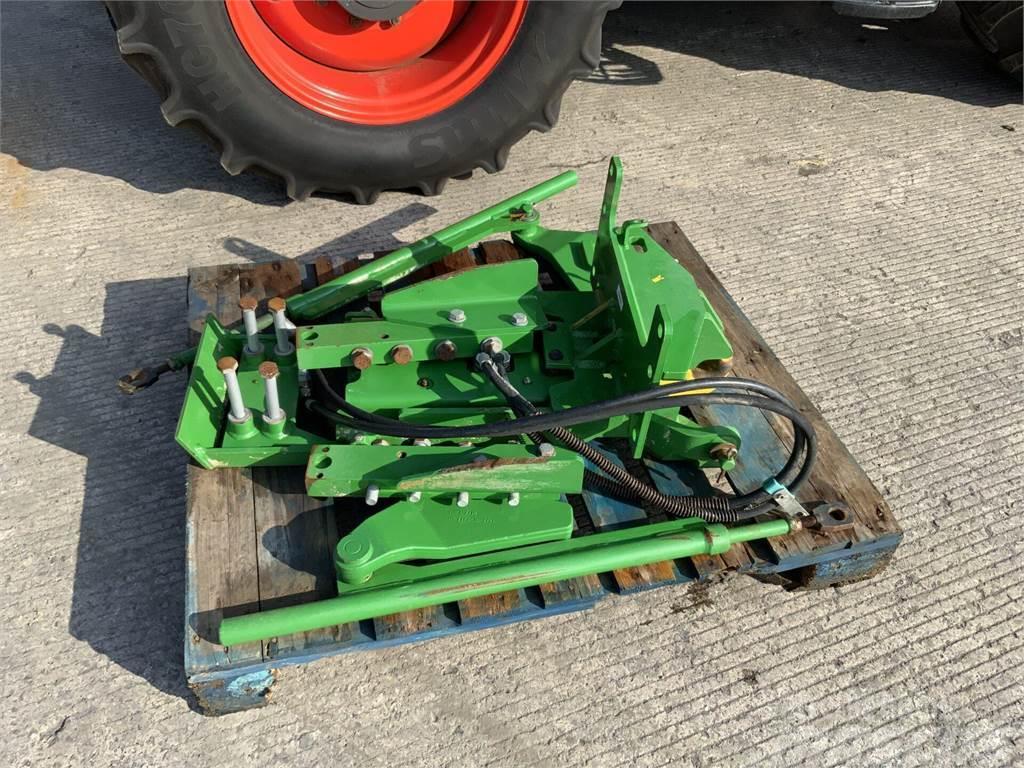 John Deere Pick Up Hitch To Suit JD 7310 Altro