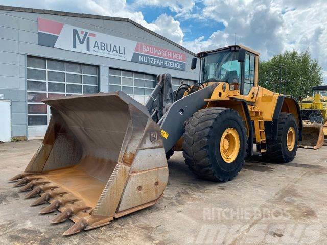 Volvo L220F**BJ. 2009 *19600H/WAAGE/ZSA/TOP Zustand** Pale gommate