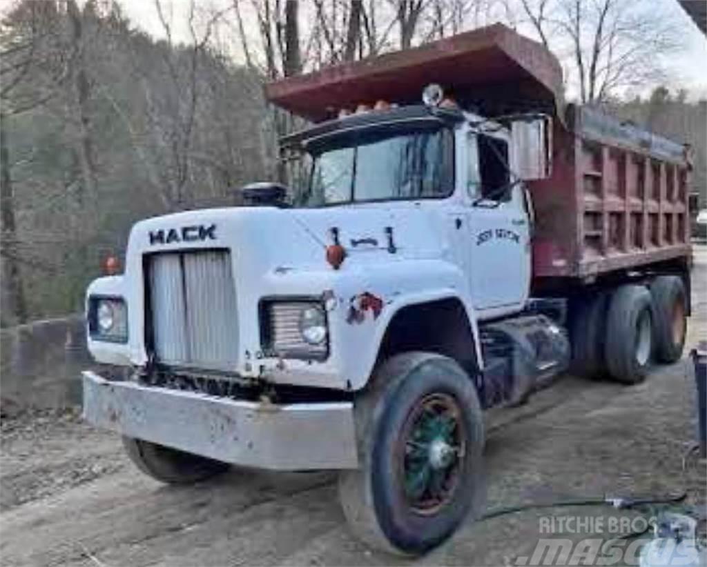 Mack R Model Camion ribaltabili