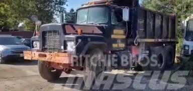 Mack RD690SX Dump Truck Camion ribaltabili