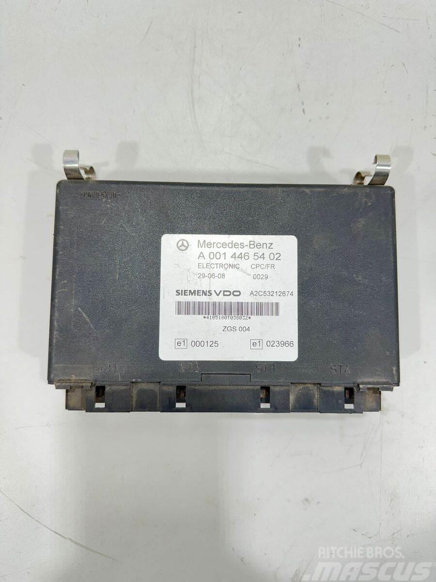 Siemens /Tipo: V90 R.3.44-1 / Unidade de Controlo Motor CP Componenti elettroniche