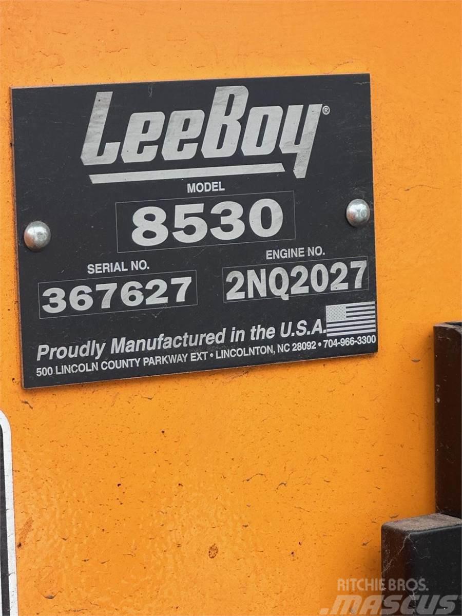 LeeBoy 8530 Finitrici