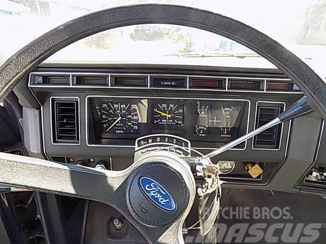 Ford F700 Camion cassonati