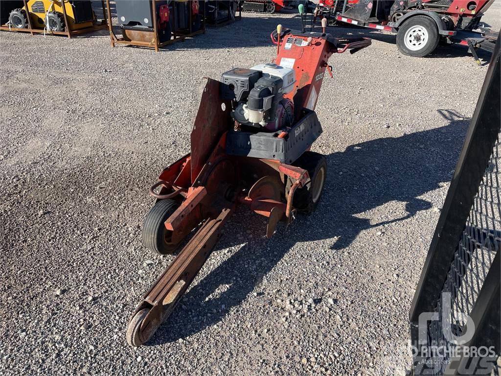 Ditch Witch 1030 Scavafossi