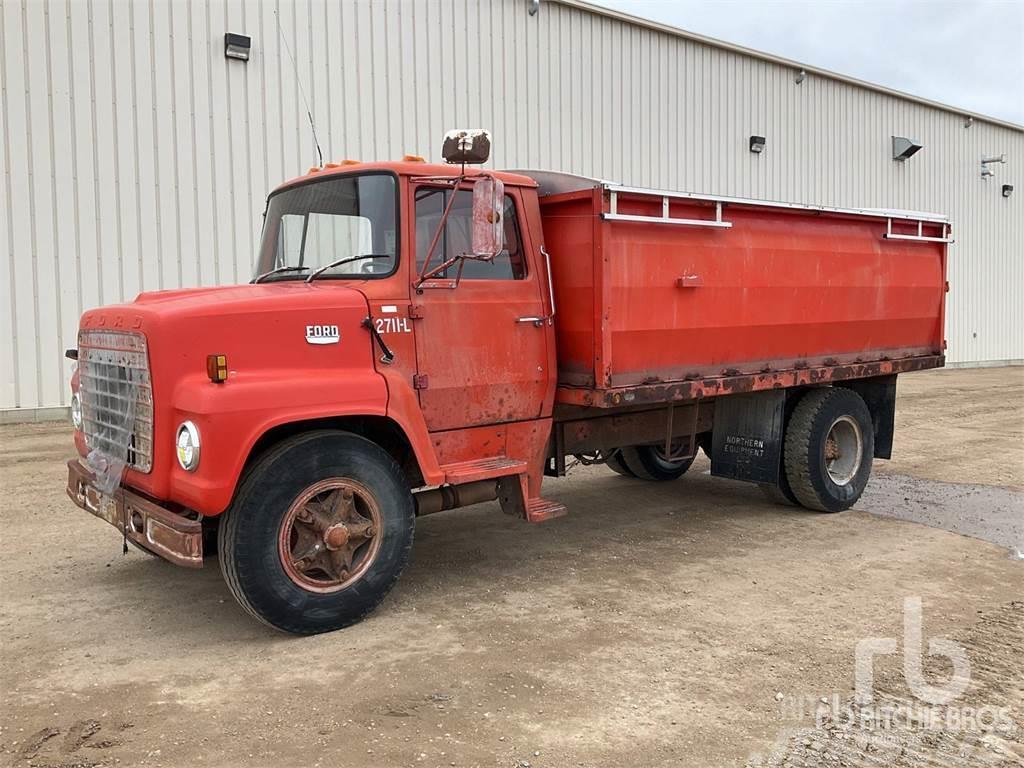 Ford 700 Camion altro