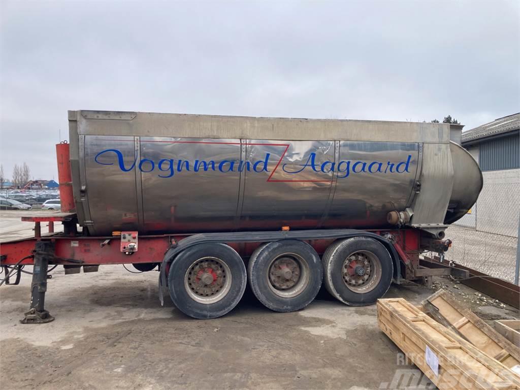Kel-Berg Asphalt drawbar trailer + asphalt truck load Altro