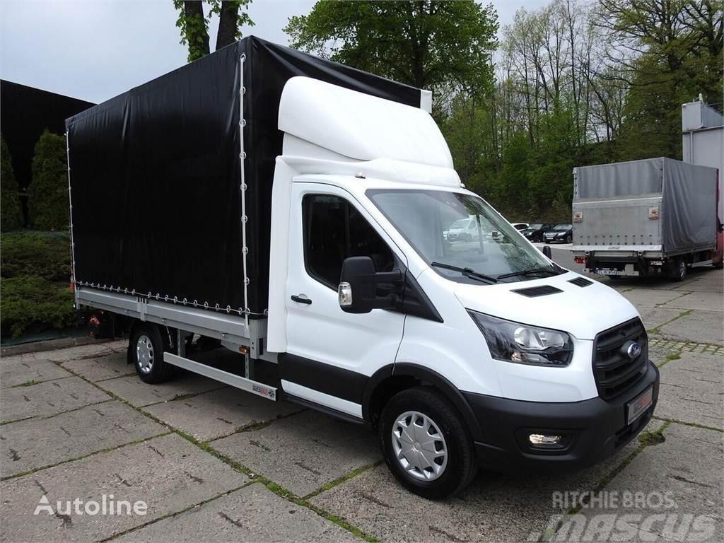 Ford Transit - Curtain side + Tail lift Flatbed / Dropside trucks