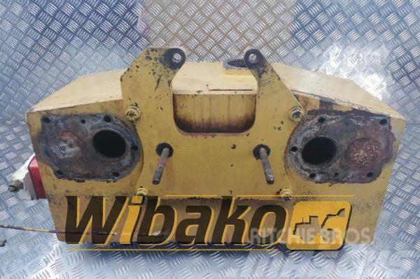 CAT Coolant tank Caterpillar 3408 7W0315-243 Altri componenti