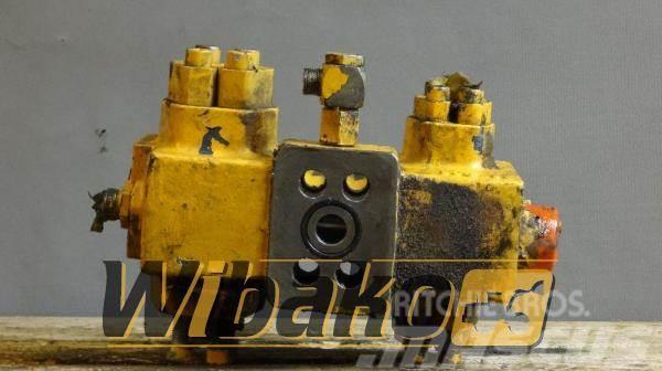 Liebherr Cylinder valve Liebherr R942 Altri componenti
