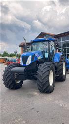 New Holland T 7070 AC