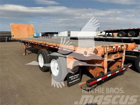 Great Dane 36' STEEL FLATBED W FORK LIFT KIT, AIR RIDE, BULKH Semirimorchio a pianale