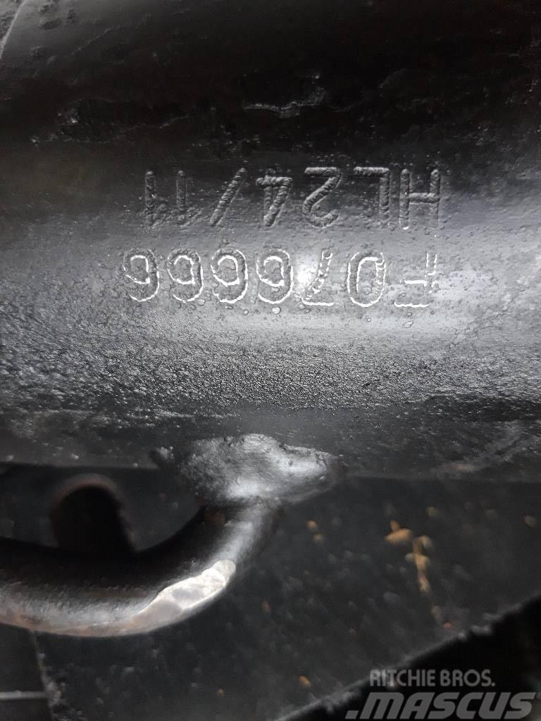 John Deere 1270e Cab Tilt Cylinder Componenti idrauliche