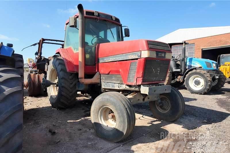 Case IH CASE 7110Â TractorÂ Now stripping for spares. Trattori