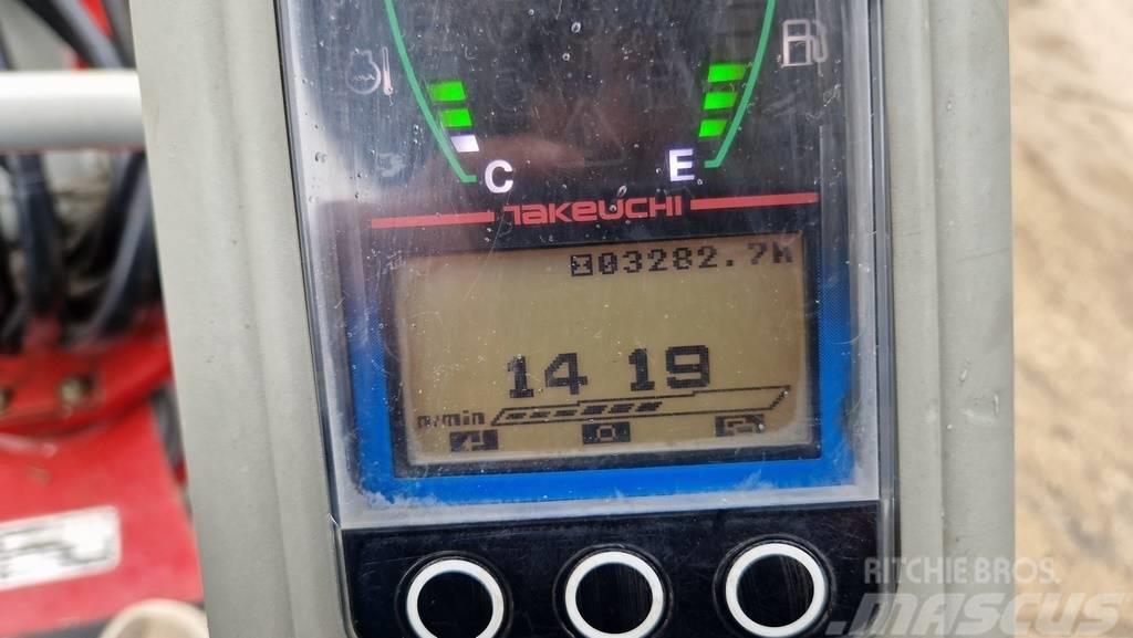Takeuchi TB225 - POWERTILT - 3X BUCKETS - 2019 YEAR Miniescavatori