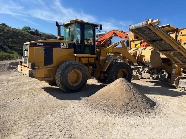 CAT 938 G Pale gommate