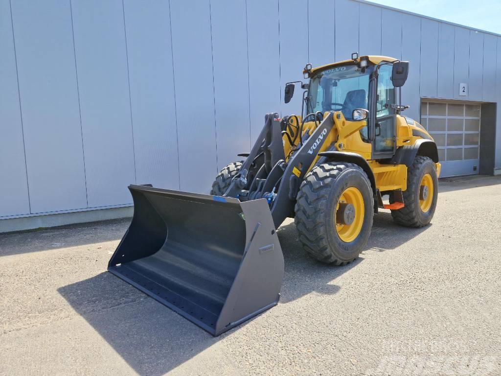 Volvo L 50 HS Pale gommate