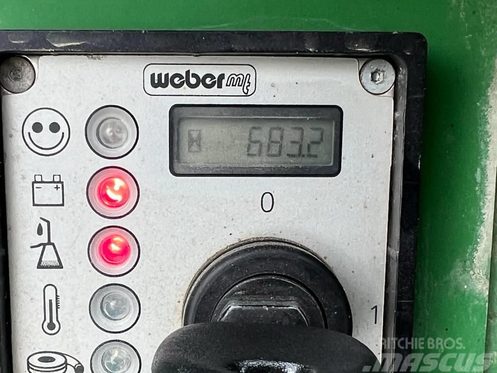 Weber CR8 - Excellent Condition / Low Hours Vibratori