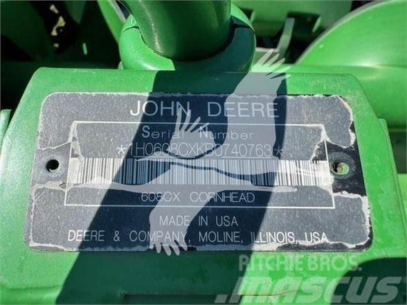 John Deere 608C Testate per mietitrebbie