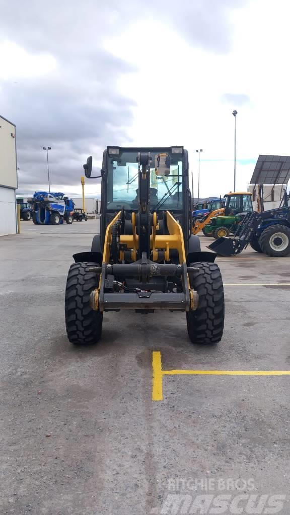 New Holland W 50 C Pale gommate